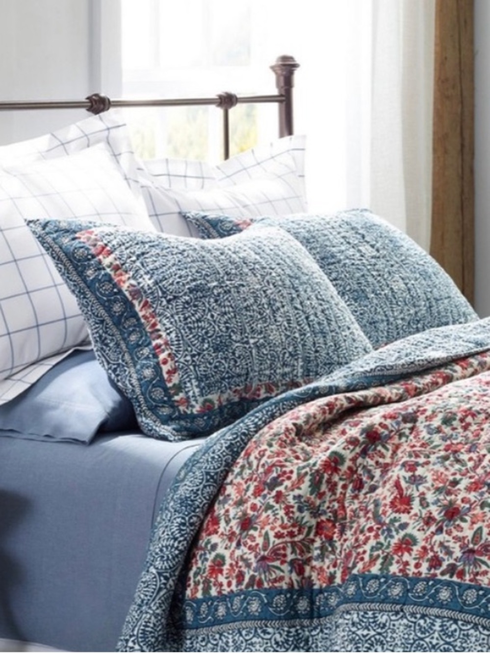 Set of 2 L.L. Bean Standard Blue Quilt Shams 100% cotton - like new